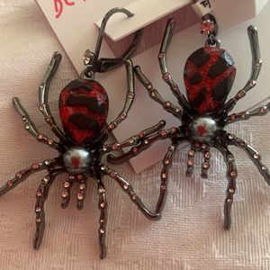 Betsey Johnson Large Red Gem Spiders Pierced Earrings